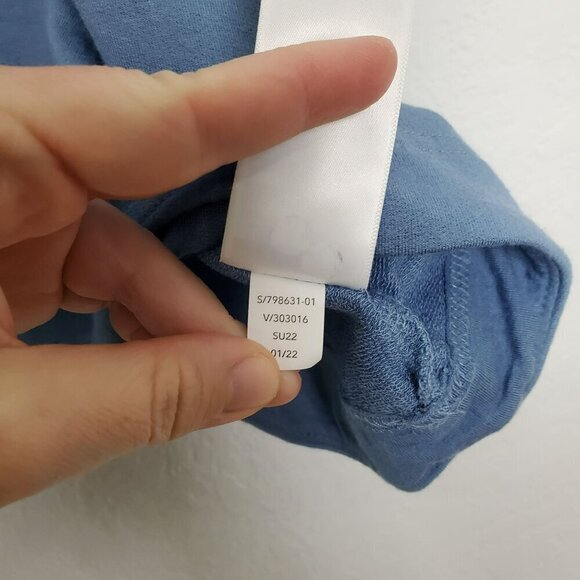 Athleta Womens Westwood Sweatshirt Tee Size M V-Neck Cottage Blue Dolman - Picture 7 of 10